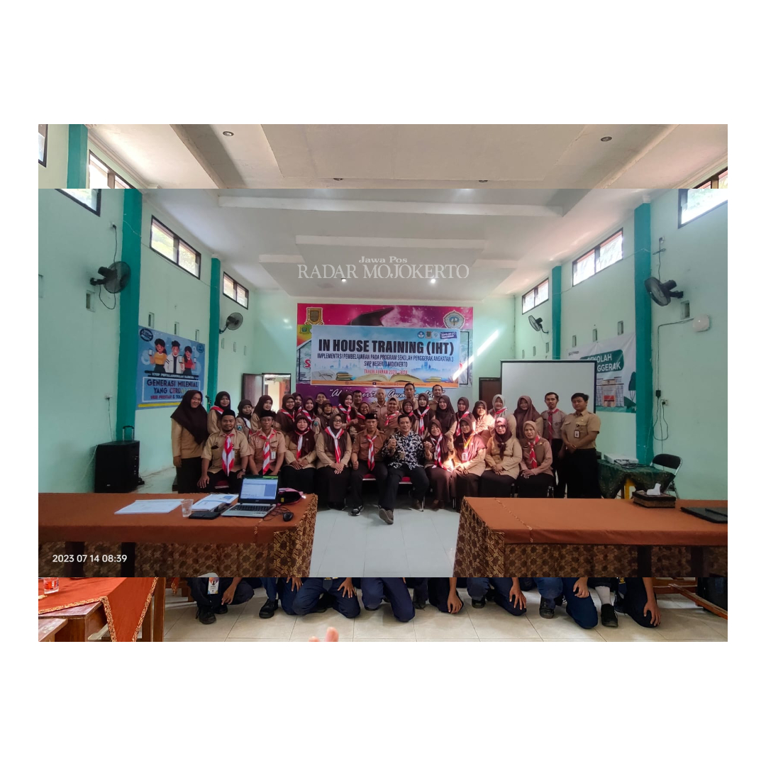 BERKOLABORASI: Kepala dan guru SMPN 3 Mojokerto selepas mengikuti Pelatihan Komite Pembelajaran (PKP) PSP angkatan 3.