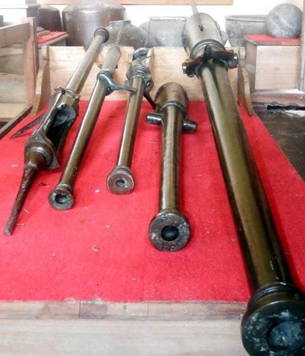 2.	BERSEJARAH: Meriah cetbang menjadi senjata api modern andalan pasukan maritin Kerajaan Majapahit.