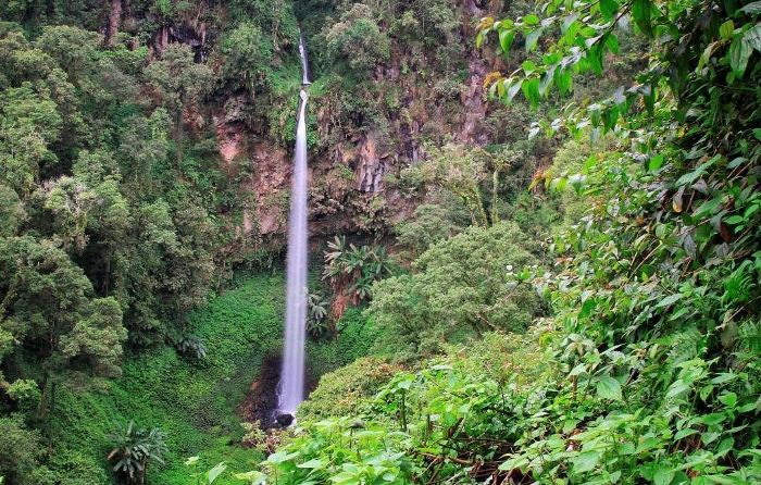 ASRI: Pesona Alam Wisata Air Terjun Watu Ondo di Dusun Sendi, Desa/Kecamatan Pacet sebagai whislist tempat liburan sekolah dan Nataru. (foto Tahura R. Soerjo)