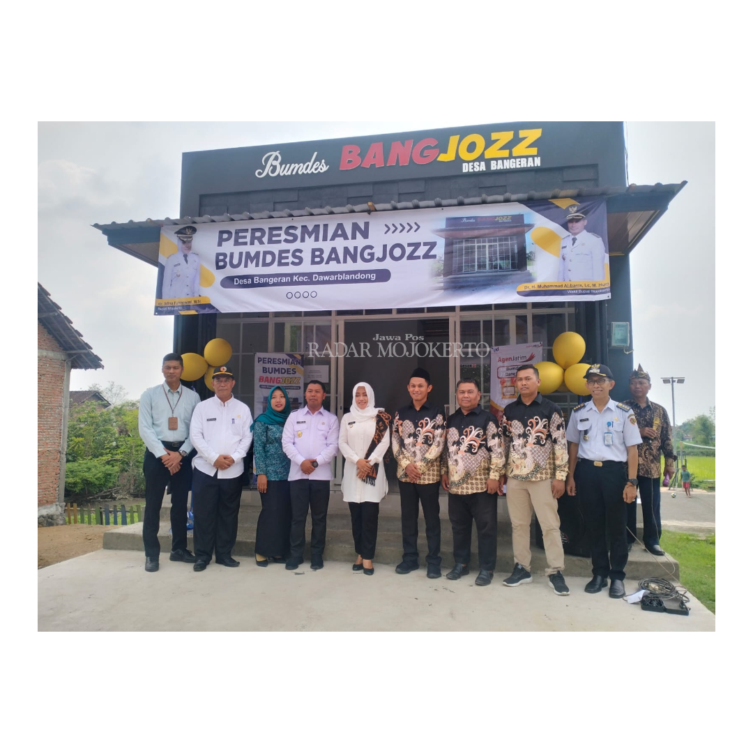AWAL BARU: Bupati Ikfina Fahmawati meresmikan Gedung BUMDes Bangjozz milik Desa Bangeran, Kecamatan Dawarblandong untuk dongkrak ekonomi masyarakat.