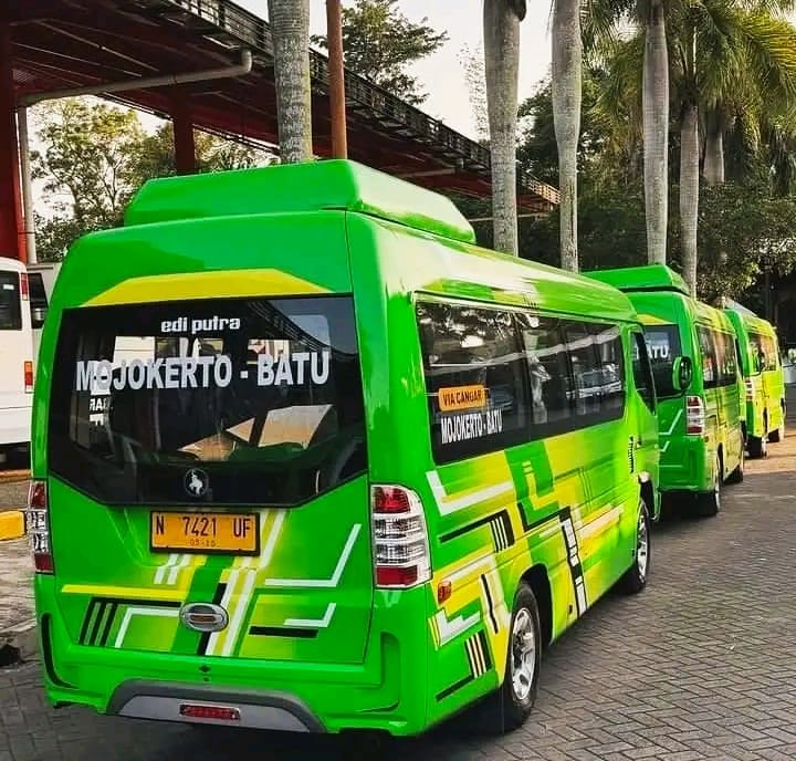 DISIAPKAN: Armada minibus elf milik PO Bagong disebut-sebut disiapkan segera mengaspal di trayek Mojokerto - Batu.