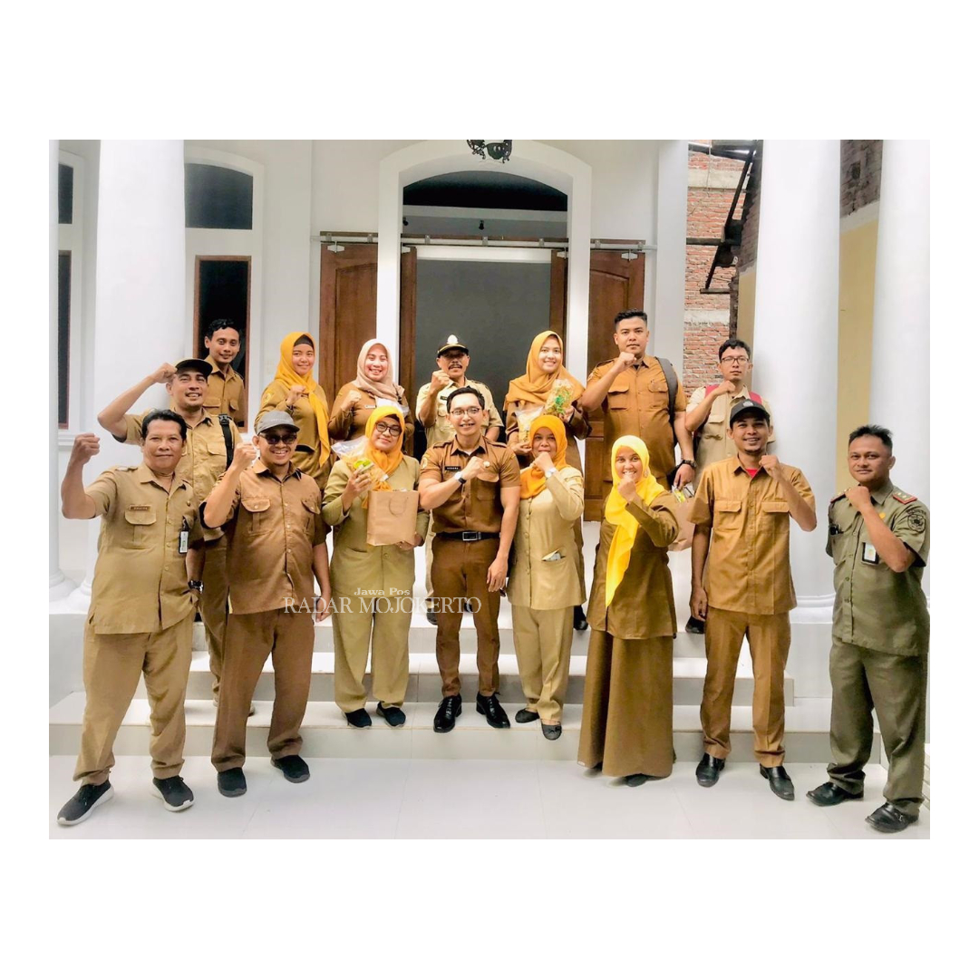 KHAS: Selain sebagai identitas desa, Kantor Desa Gemekan yang dibangun dengan konsep perpaduan kolonial dan majapahitan segera dituntaskan untuk meningkatkan kualitas pelayanan.