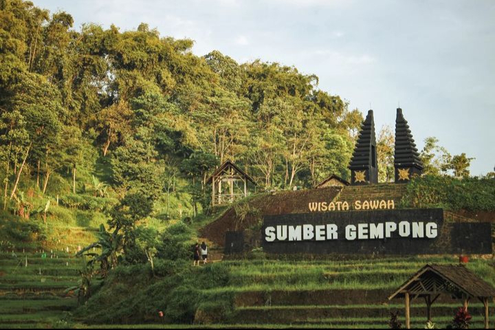 Salah satu Wisata alam yang ada di Trawas Mojokerto indah dan murah.