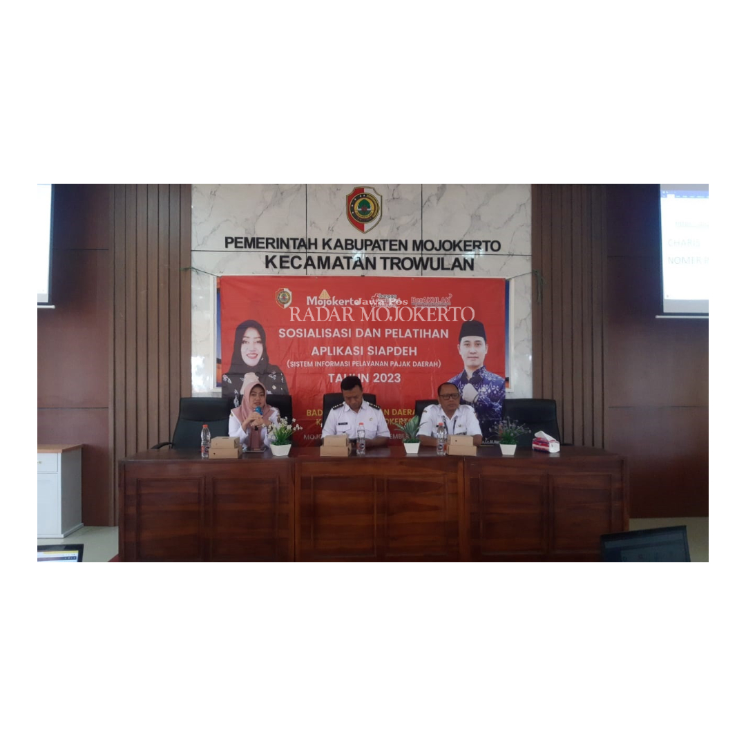 BIMTEK: Bapenda Kabupaten Mojokerto melakukan sosialisasi dan bimtek kepada operator desa untuk penerapan aplikasi SIAPDEH.