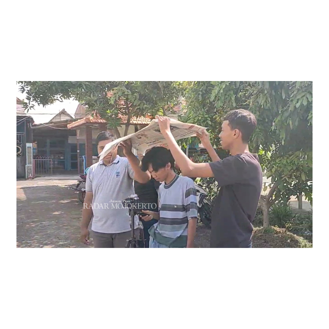 DALAMI PERAN: Suasana syuting film berjudul Mbalik yang melibatkan gabungan mahasiswa dan pelajar SMA-SMK dalam proses pembuatannya.