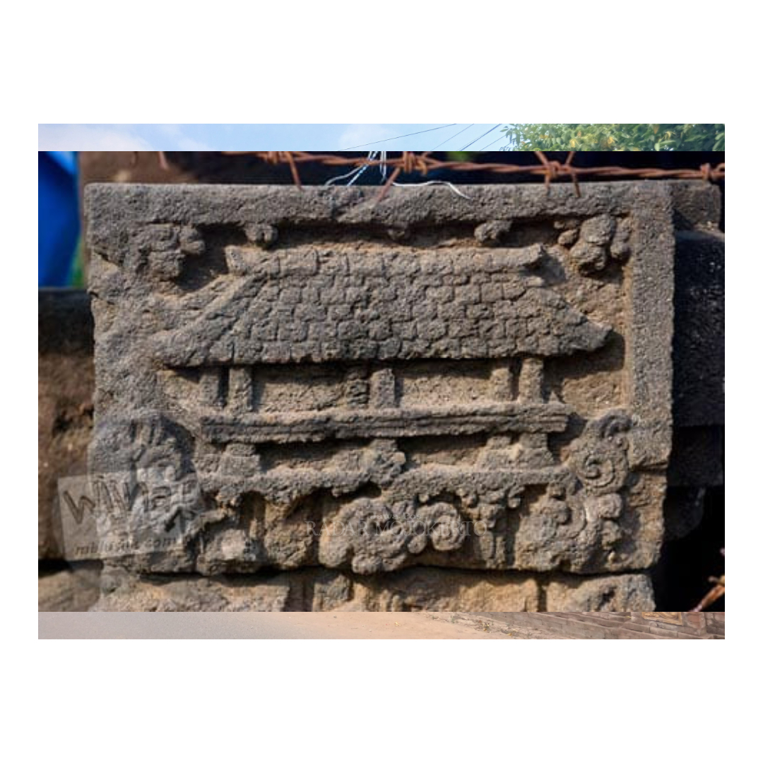 DATA ARKEOLOGIS: Relief Candi Minak Jinggo di Dusun Unggahan, Desa/Kecamatan Trowulan, Kabupaten Mojokerto, menggambarkan bentuk rumah pada zaman Majapahit.