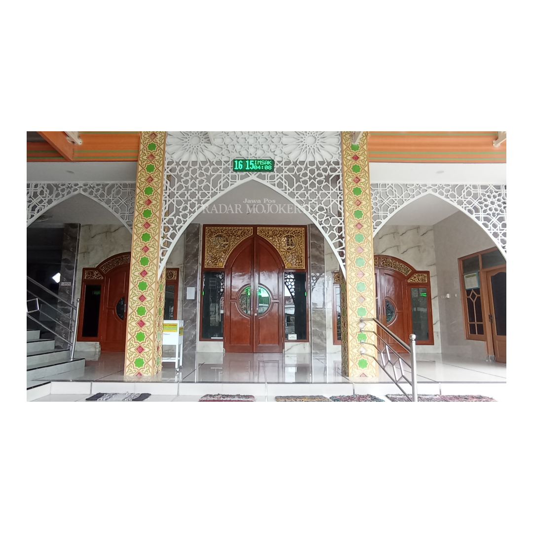 MINIMALIS: Masjid Baitul Muhsinin di Suratan Gang 4 No 59, Kranggan, Kecamatan Prajurit Kulon, Kota Mojokerto, dengan arsitektur minimalis nan megah, Rabu (27/3).