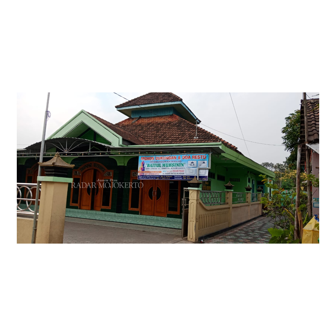 MINIMALIS: Masjid Baitul Muhsinin di Suratan Gang 4 No 59, Kranggan, Kecamatan Prajurit Kulon, Kota Mojokerto, dengan arsitektur minimalis nan megah, Rabu (27/3).