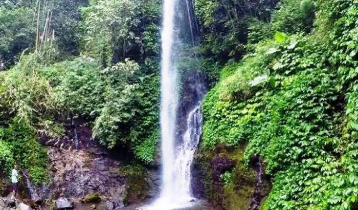 &nbsp;Pemandangan air terjun Grenjengan cocok untuk spot foto.