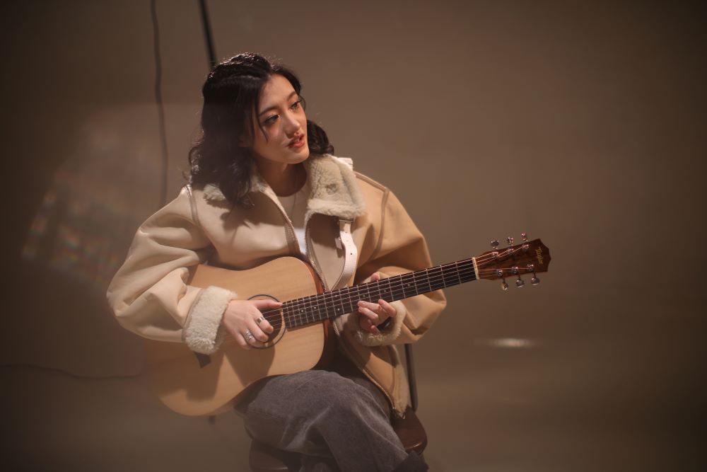 MENGINSPIRASI: Valerie Utomo dikenal sebagai song writing, penyanyi sekaligus penulis cilik yang telah banyak menciptakan lagu-lagu bernuansa rohani.