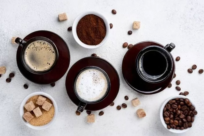 KOPI: Hindari minuman berkafein untuk pola hidup sehat. (Jawa Pos)