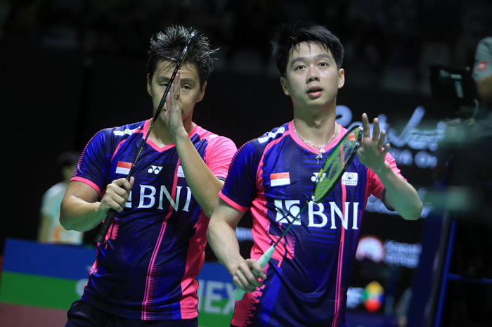 Marcus Fernaldi Gideon/Kevin Sanjaya Sukamuljo mengamankan tempat di babak kedua setelah meraih kemenangan pada babak pertama Indonesia Open 2022. Jawapos