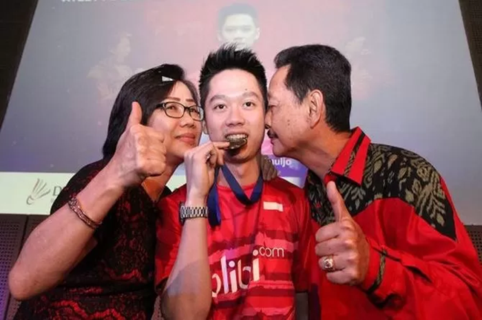 ATLET: Kevin Sanjaya, atlet bulu tangkis ini sangat membanggakan serta mengharumkan nama Indonesia di kancah Internasional. (foto dok. Jawa Pos)