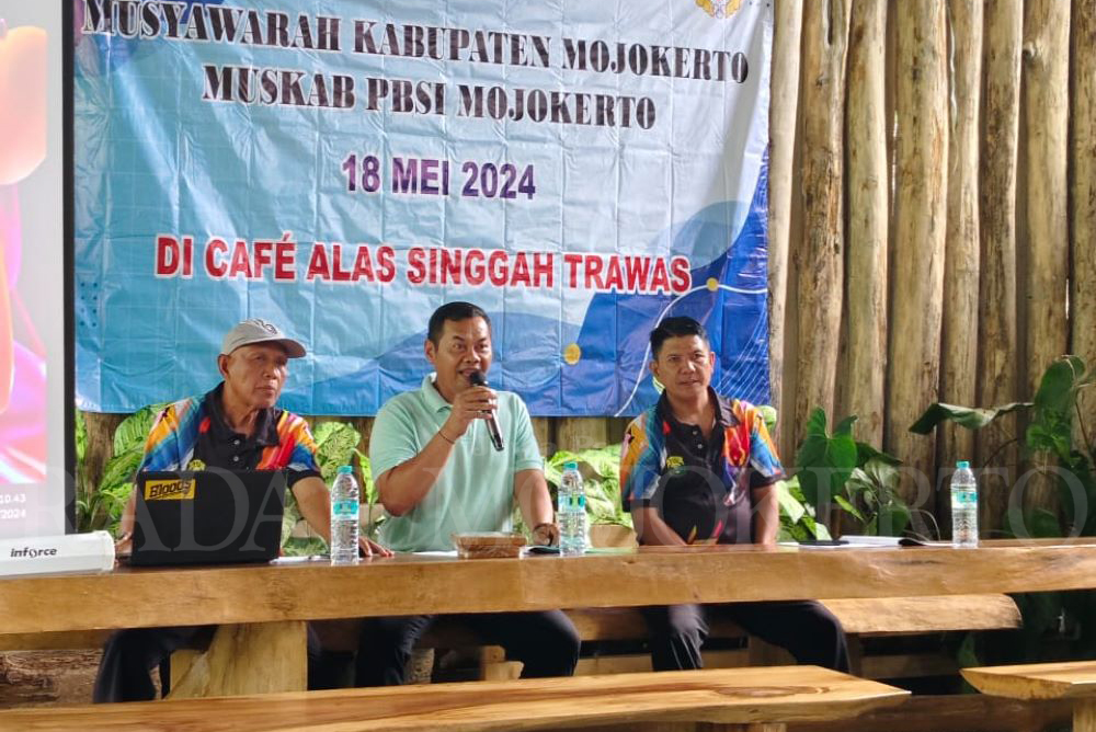 AGENDA ORGANISASI: Muskab PBSI Mojokerto menetapkan ketua baru periode 2024-2028 di Trawas, Sabtu (18/5) lalu.