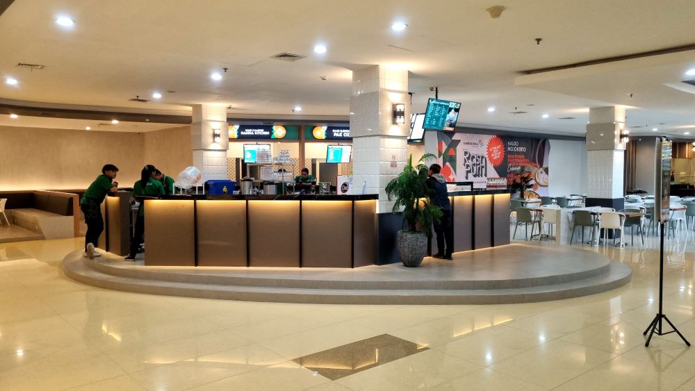 MUDAH: Area pembayaran yang mudah dijangkau serta permudah traksaksi pakai QRIS.