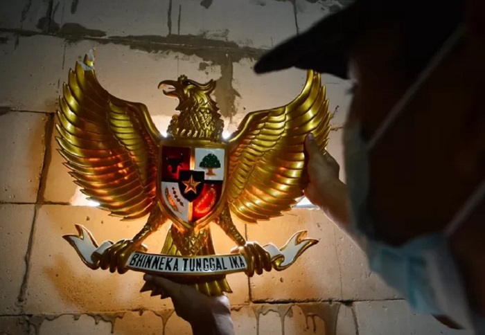 LAMBANG NEGARA: Burung Garuda Pancasila memiliki aura tegas, berwibawa dan melambangkan dasar negara Indonesia. (foto: dok. Jawa Pos)
