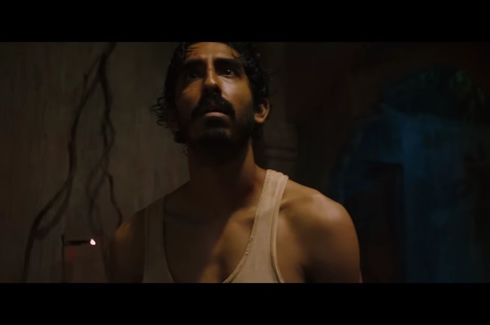 MEMUKAU: Salah satu scene yang menunjukan Dev Patel yang menjadi seorang Kid dengan sangat memukau. (foto: Trailer Monkey Man)