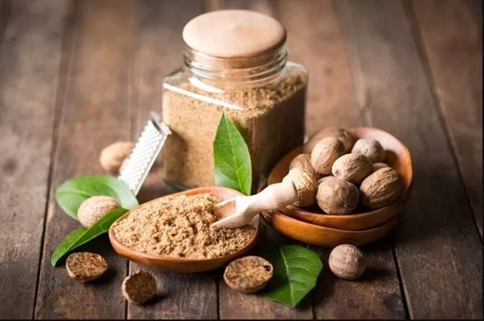 Pala adalah rempah yang dikenal dan digunakan masyarakat dunia untuk masakan.