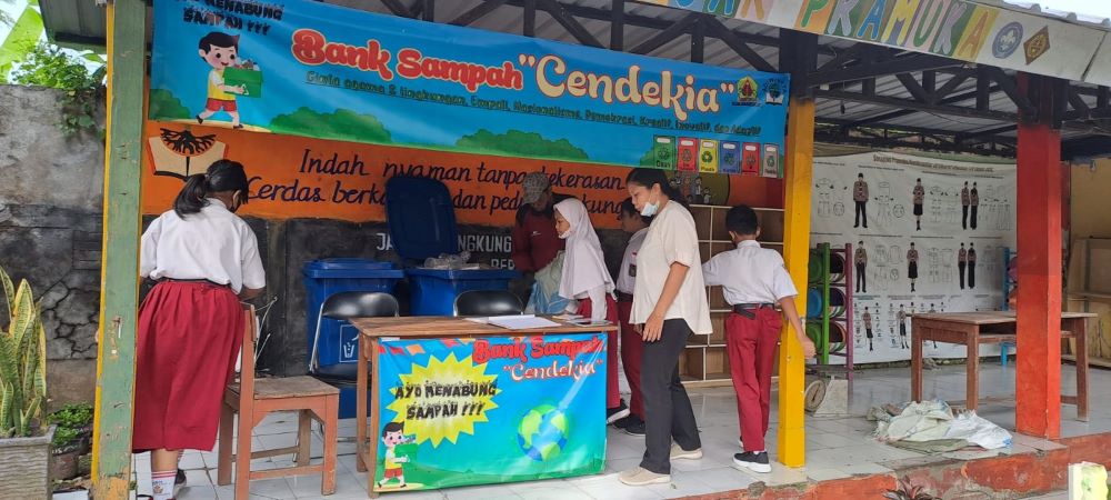 EKONOMIS: Bank sampah di SDN Kranggan 1, Kota Mojokerto yang membawa banyak manfaat.