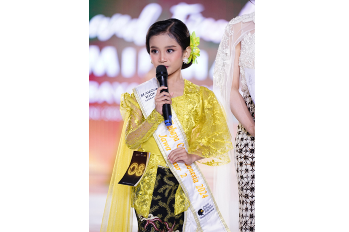 Chiara Aquina Narasangsa saat tampil di ajang Kebaya Cilik Indonesia 2024.