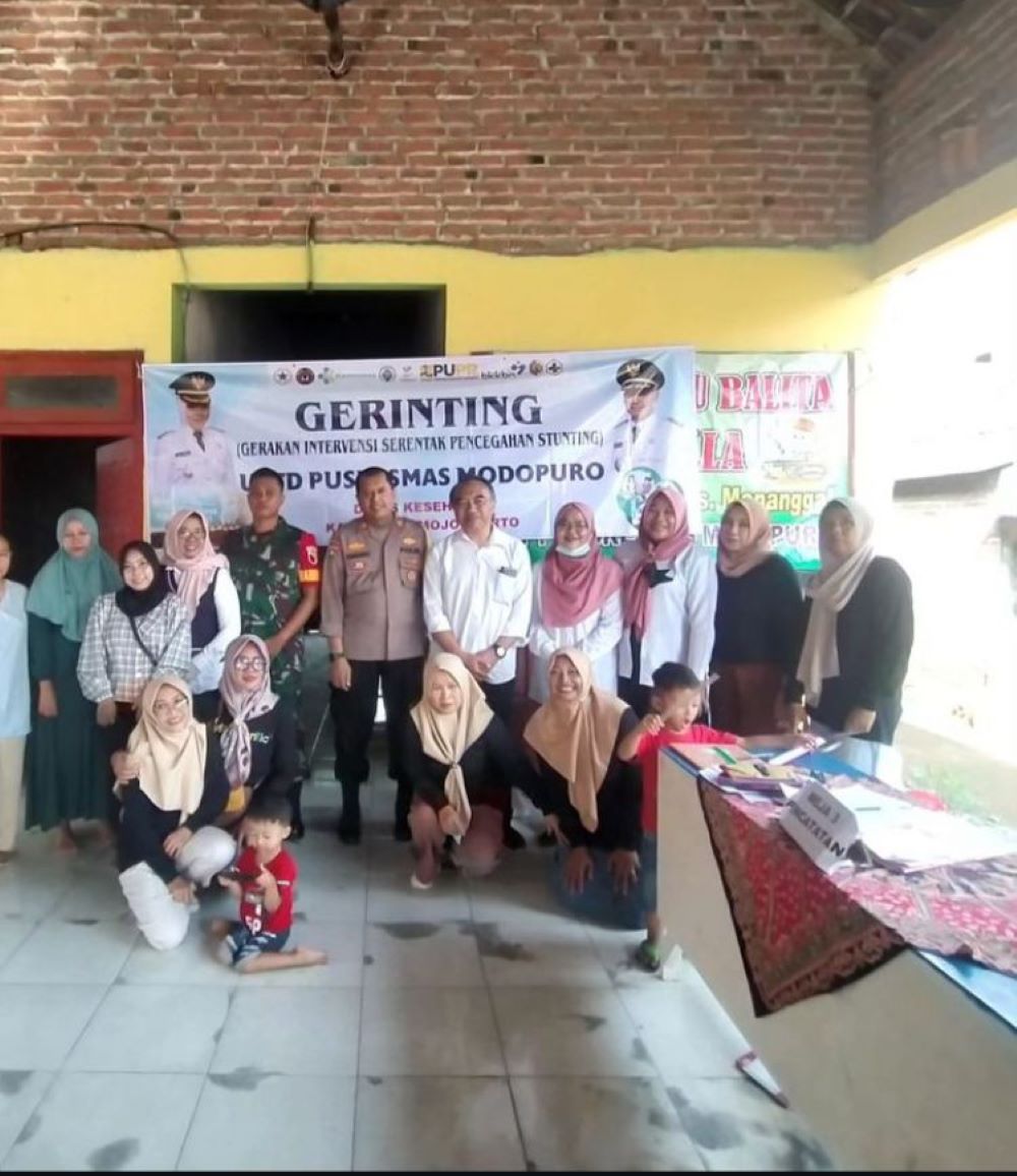 LEBIH OPTIMAL: Tim Puskesmas Modopuro melaksanakan program Gerinting sebagai gerakan mencegah kasus stunting.