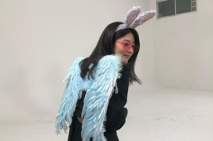 Nam Ji Hyun mengawali karirnya sebagai penyanyi cilik.