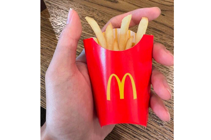 V BTS Unggah Foto Kentang Goreng McD, Army Kecewa dan Ramai-Ramai Unfollow