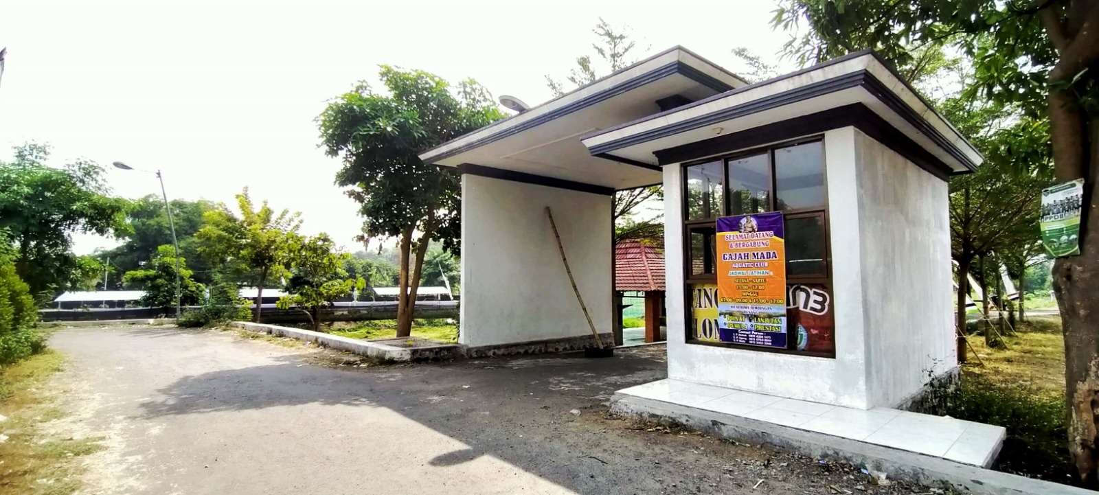 JADI POLEMIK: Keberadaan obyek wisata kolam renang Tirto Arum di Dusun Bedog, Desa Mlaten, Kecamatan Puri, yang belakangan disoal warga.