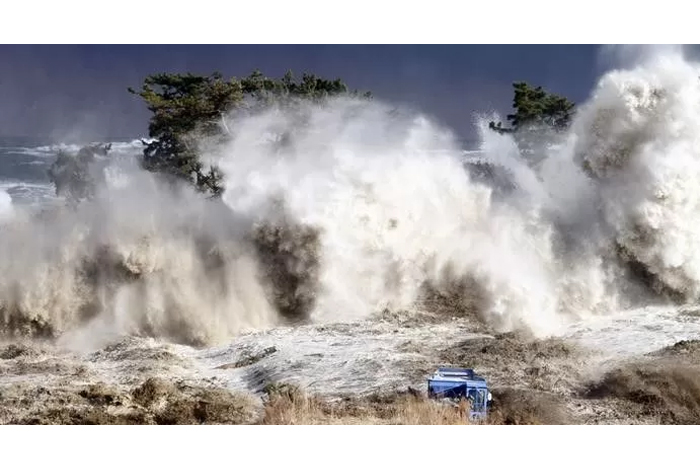 Gempa Megathrust membuat dua wilayah Indonesia akan mengalami tsunami besar. Sumber: Jawa Pos