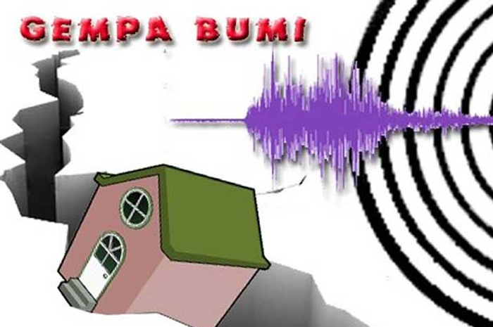 BPBD Surabaya telah membekali sosialisasi dan simulasi tanggap bencana.