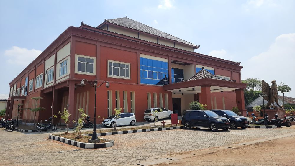 WAKIL RAKYAT: Gedung DPRD Kota Mojokerto yang baru kini tengah dipersiapkan untuk prosesi pelantikan bagi 25 anggota dewan terpilih periode 2024-2029.