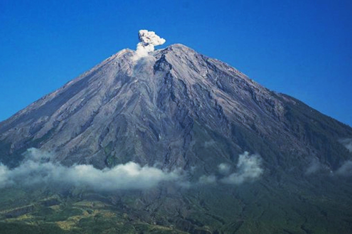 Gunung Semeru