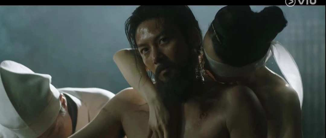 Terdapat adegan bersetubuh di drama korea Queen Woo