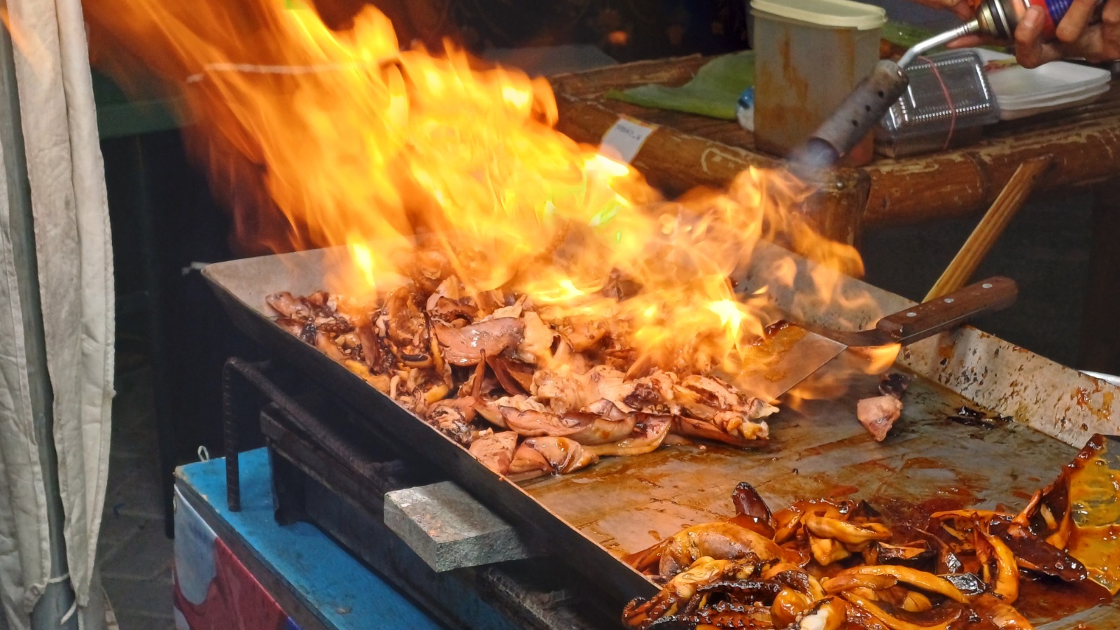 BEST SELLER: Menu cumi bakar di De