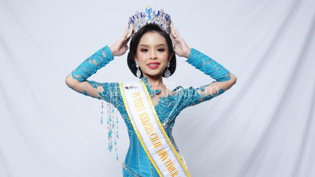 Aviska Sahran Geishavana, pelajar SDI Al-Akbar yang berhasil terpilih menjadi Winner Puteri Kebaya Cilik Jawa Timur 2024.