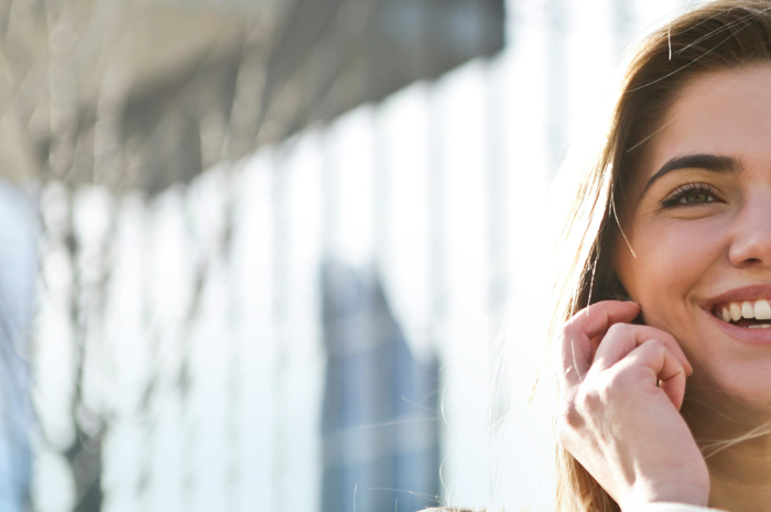 Perempuan adalah manusia yang paling banyak hobi foto