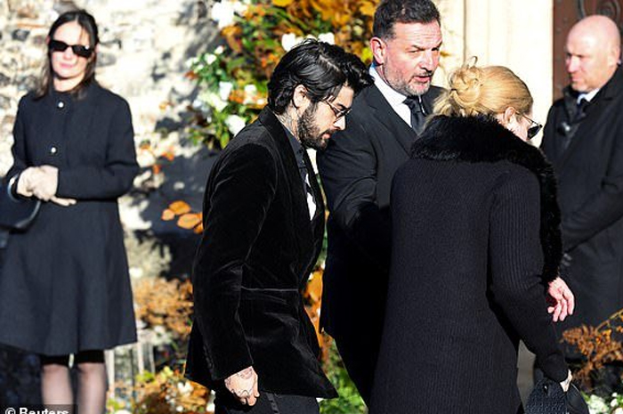 Potret Zayn Malik saat menghadiri pemakaman Liam Payne ( X: @jackjackparrr)