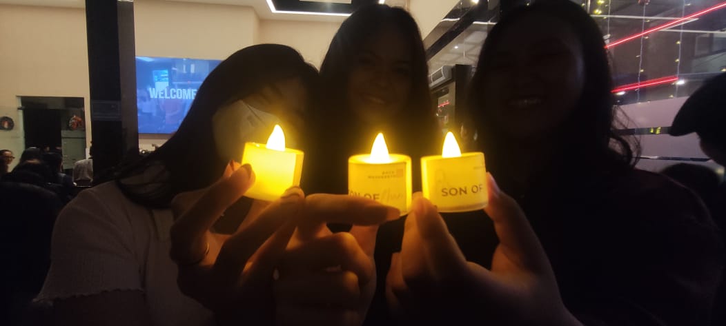 DAMAI: Jemaat GBI Rock Kota Mojokerto merayakan natal.