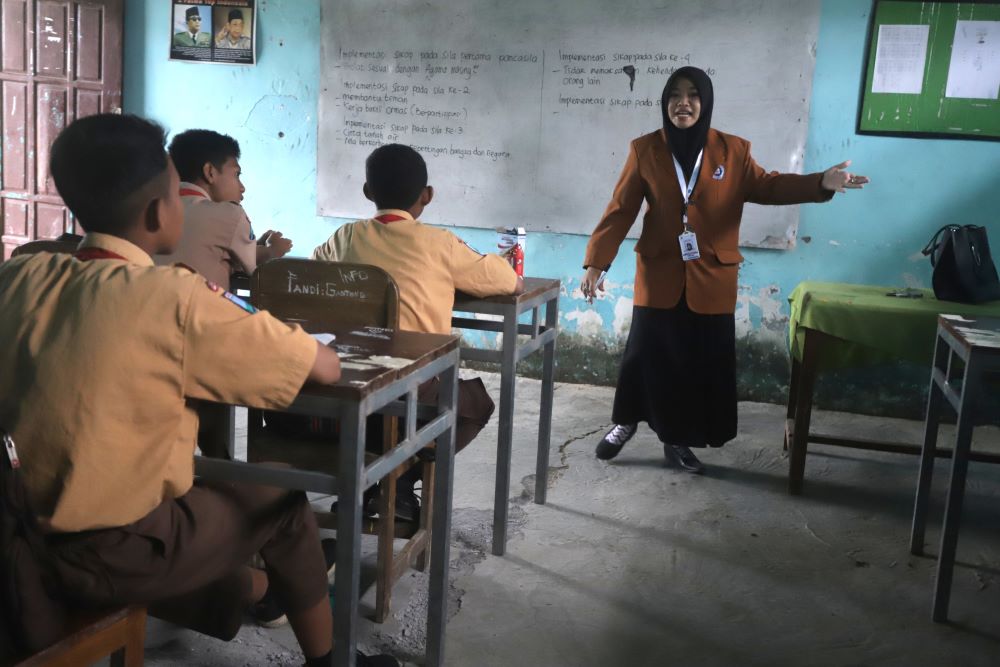 PEMERATAAN: Tahun ini, guru PNS maupun PPPK diperbolehkan mengajar di sekolah swasta dengan memperhatikan kebutuhan guru di lembaga negeri.