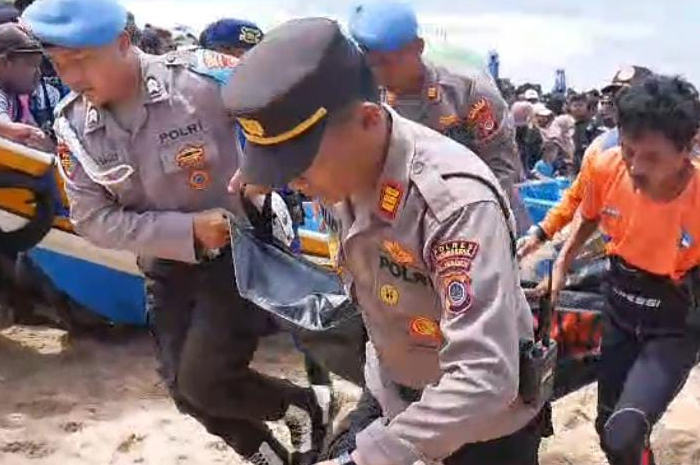Daftar Korban Tenggelam Pelajar SMPN 7 Kota Mojokerto yang Rekreasi ke Pantai Drini Gunung Kidul Yogyakarya