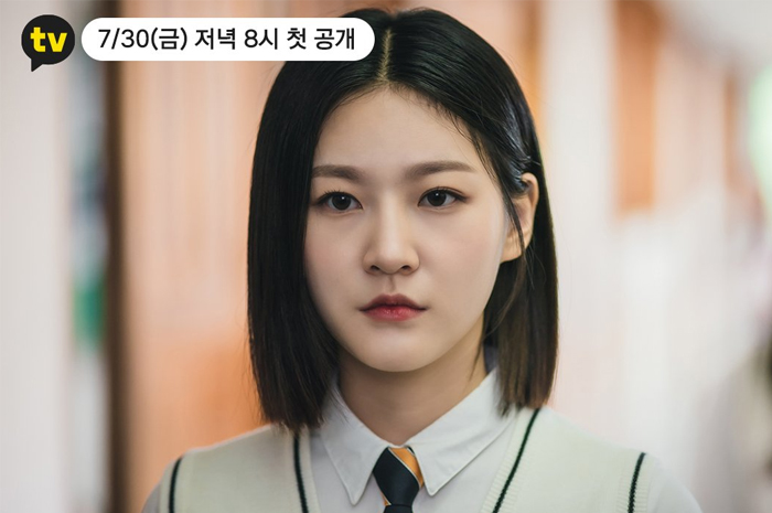 Kim Sae Ron ditemukan tidak bernyawa di rumahnya.Spekulasi bermunculan, ia meninggal dunia karena bunuh diri