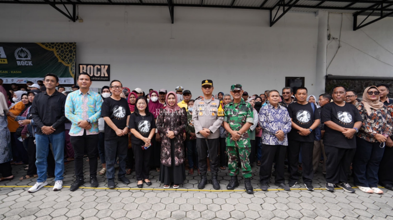 SINERGI: Jajaran Forkopimda Mojokerto dan Gempita GBI ROCK Mojokerto.