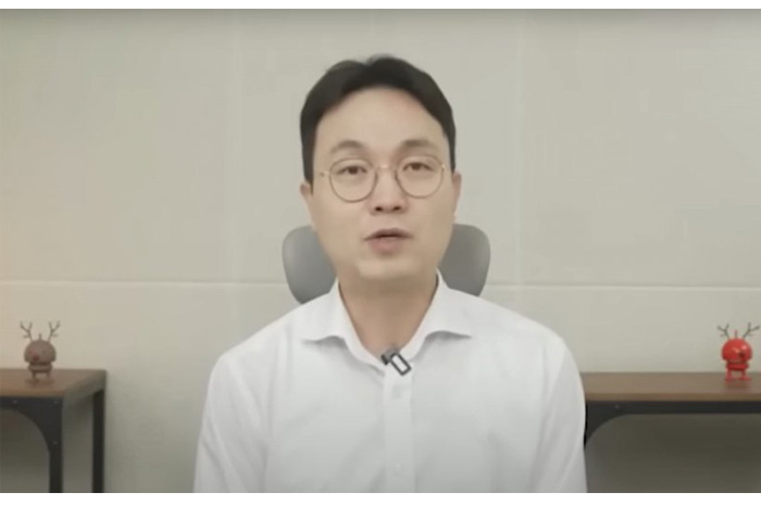 Kini Jadi Sorotan!  YouTuber Lee Jin Ho Sebar Rumor Kim Sae Ron Soal Pernikahan dan Kehamilan