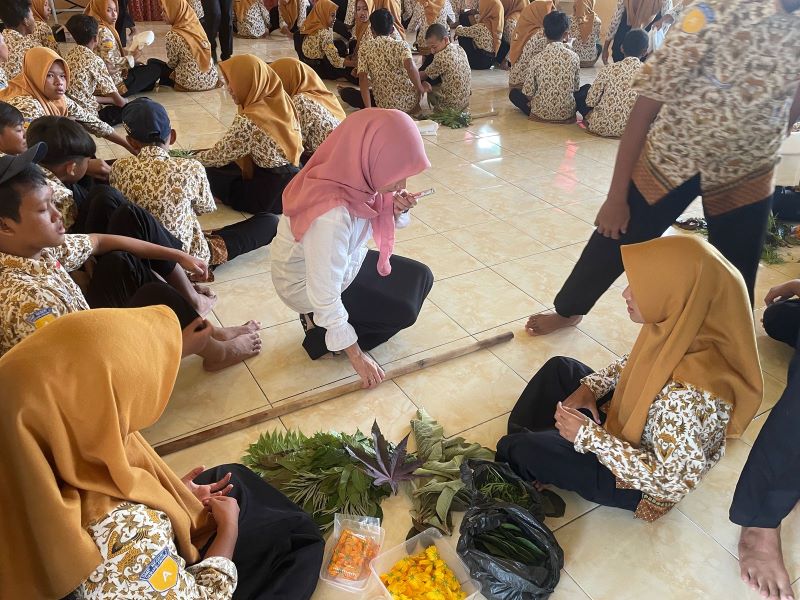 BELUM DIBUKA: Suasana pembelajaran di SMPN 2 Dawarblandong, beberapa waktu lalu. SPMB di lembaga SD-SMP negeri kabupaten masih belum disosialisasikan.