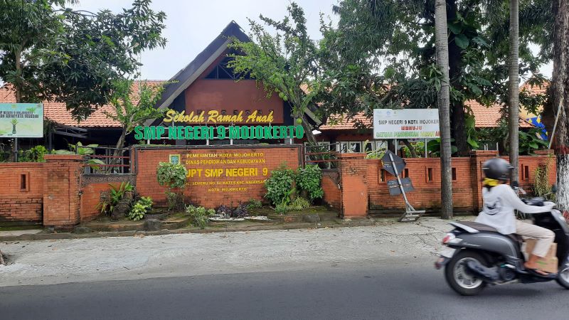 PENDIDIKAN: SMPN 9 Mojokerto di Jalan Semeru, Kelurahan Wates, Kecamatan Magersari yang akan kembali membuka pendaftaran peserta didik baru melalui mekanisme SPMB tahun ini.