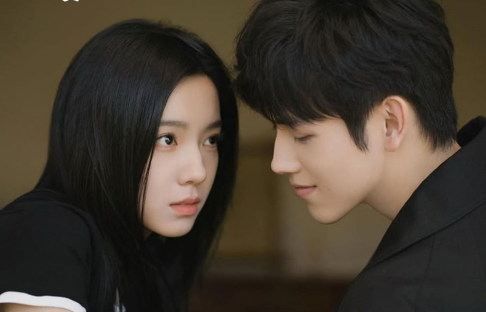 Profil Pemeran Utama Eat Run Love, Drama China Terbaru Adaptasi dari Novel A Billion Dollar Romance. sumber foto: Instagram