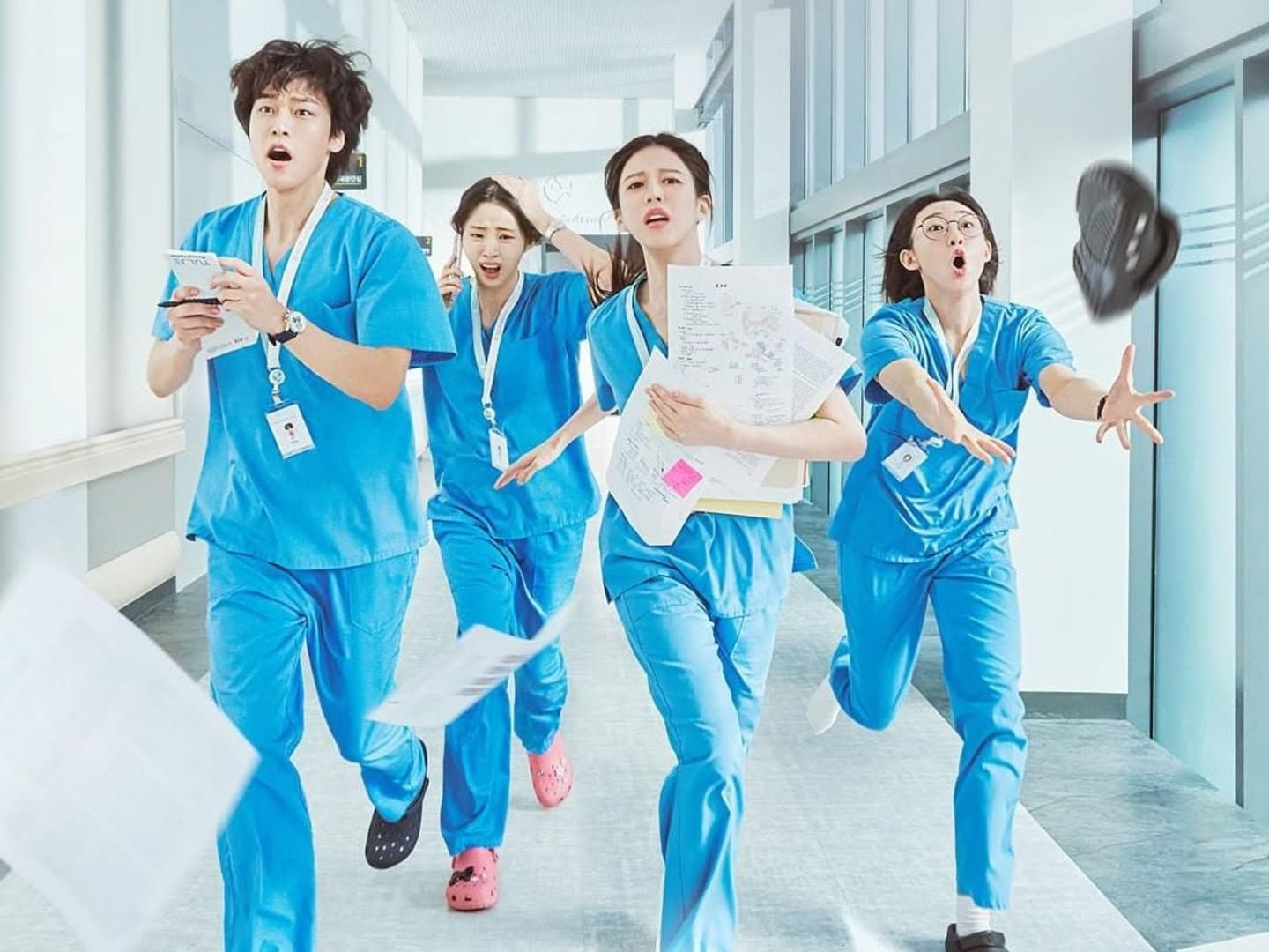 Drama Baru Bertemakan Kedokteran, Inilah Sinopsis Drama Korea Resident Playbook yang Dibintangi Go Yoon Jung. sumber foto: ig @netflixkr