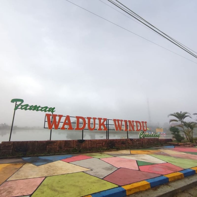 IKON DESA: Penampakan wisata Waduk Windu di Desa Cinandang, Kecamatan Dawarblandong, yang terus dikembangkan.
