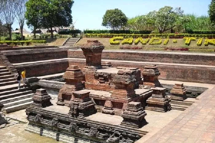 Wajib Dikunjungi! Inilah 6 Tempat Wisata Bersejarah di Jawa Timur, yang  Menarik dan Menambah Wawasan