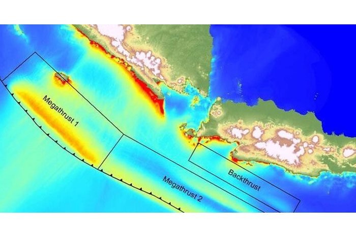 Sukabumi diguncang gempa 5,6 magnitudo yang dirasakan masyarakat di 12 wilayah ini.